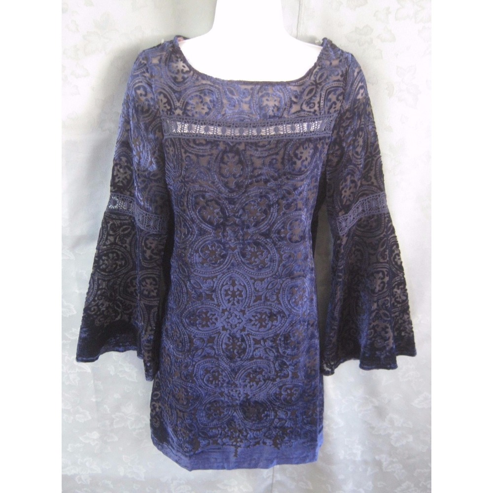 HInt of Mint Dress Top Juniors Size Medium NWT Sheer Medallion Burnout Shift